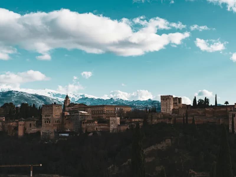 Sacromonte Flamenco Caves