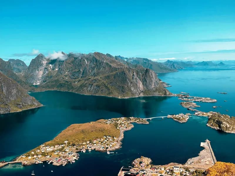 Reine and Reinebringen Hike