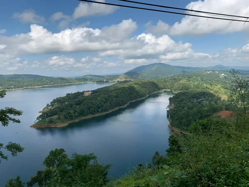 Umiam Lake (Bara Pani)