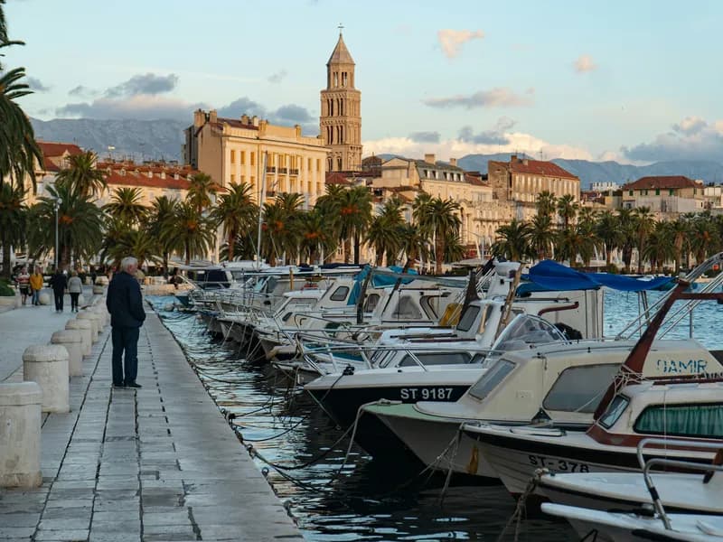 Riva Promenade