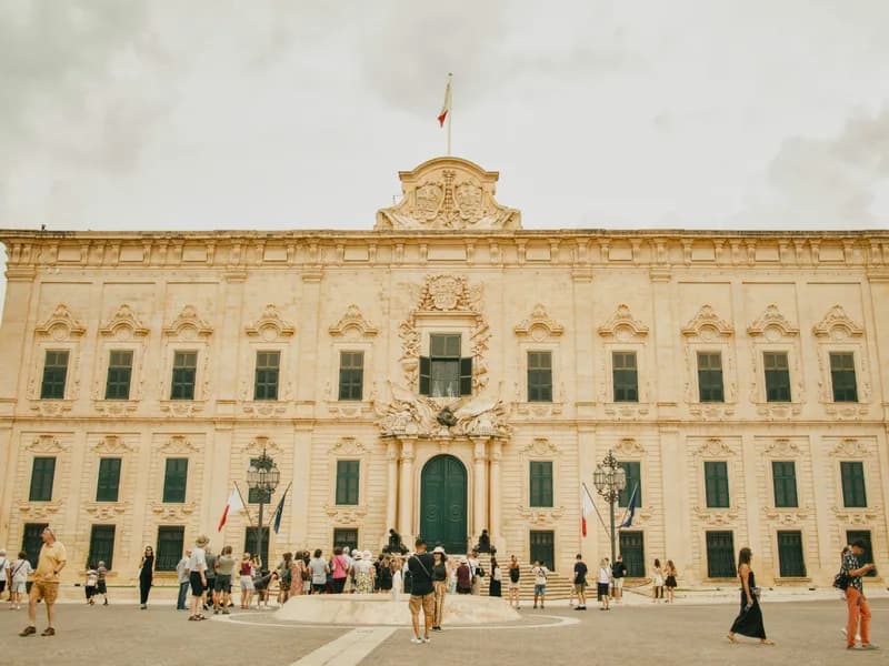 Grandmaster's Palace & Armoury