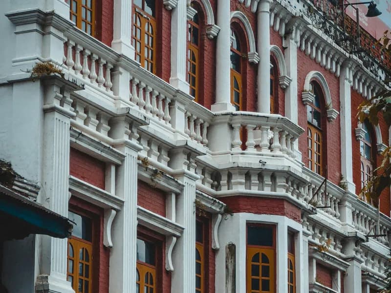 Colonial Architecture Walking Tour