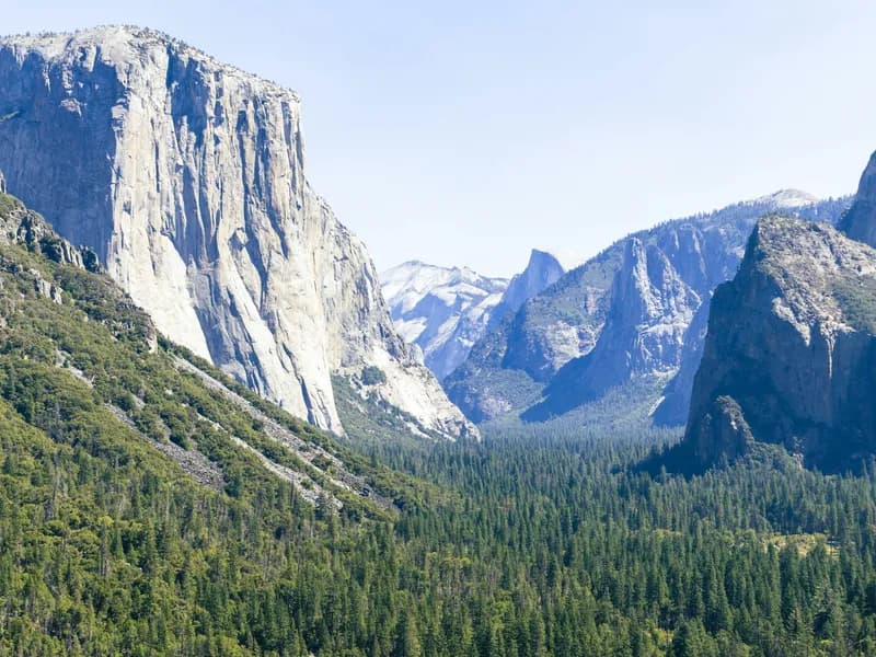Tunnel View