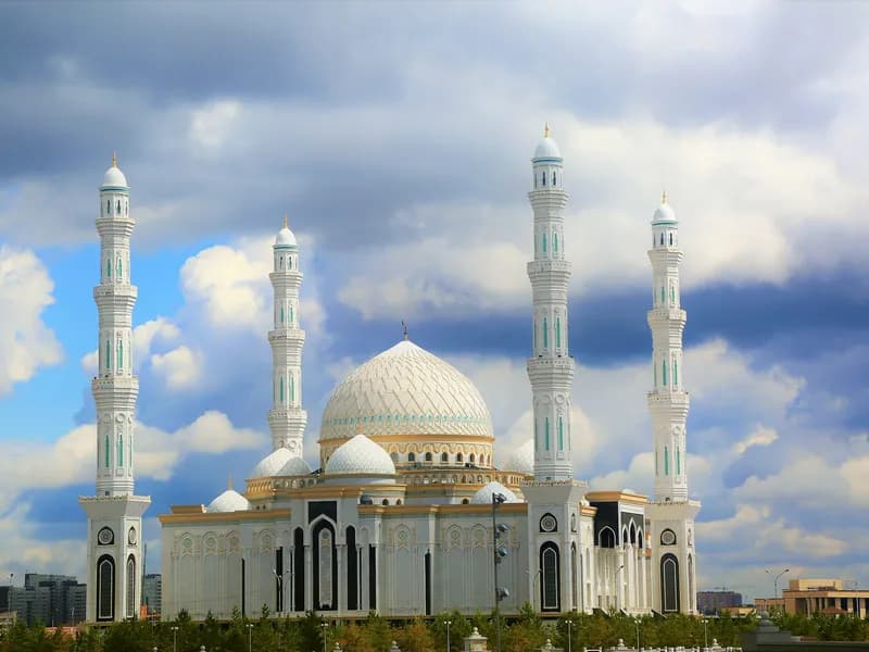 Hazrat Sultan Mosque
