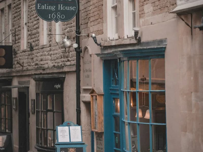 Sally Lunn's Bun