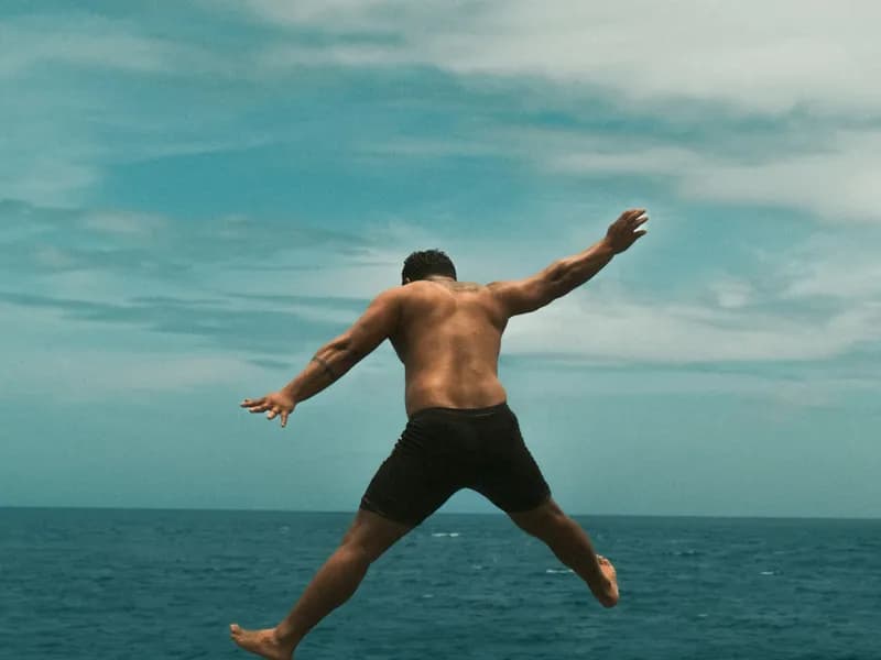 Ariel's Point Cliff Diving
