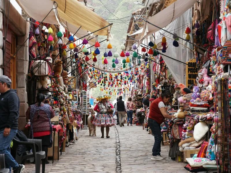 Pisac Market
