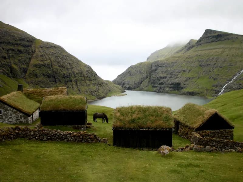 Saksun Village