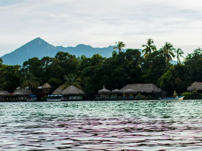 Las Isletas (365 Islets)