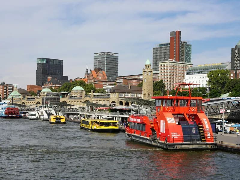 Harbour Ferry Line 62