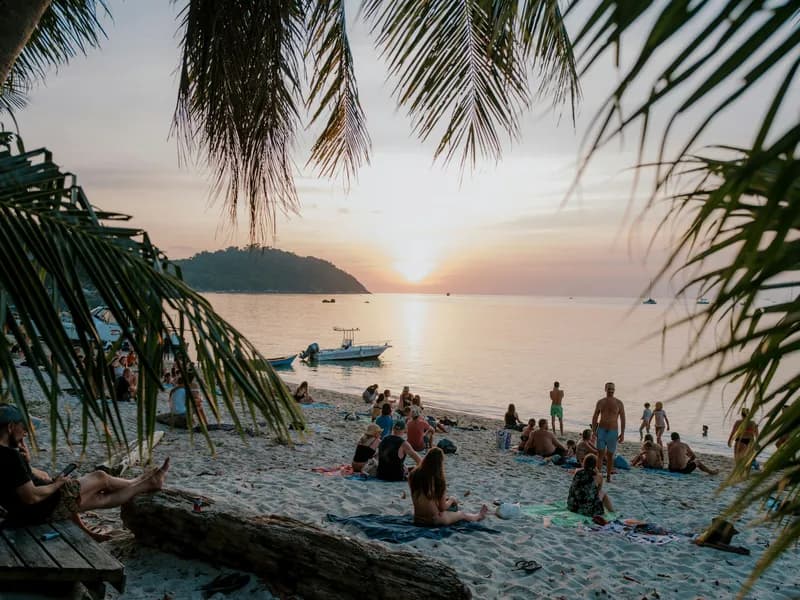 Sunset Beach (Hat Pramong)
