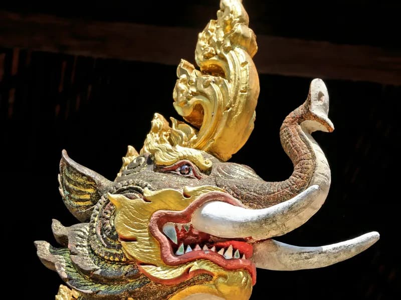 Wat Phu Khao Noi