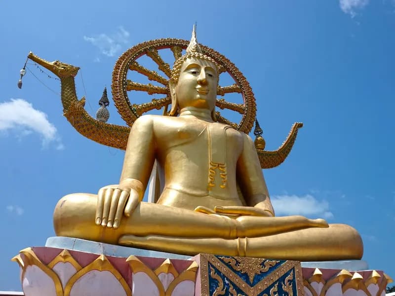 Big Buddha Temple (Wat Phra Yai)