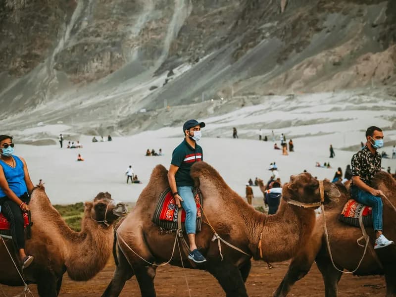 Nubra Valley & Hunder Sand Dunes