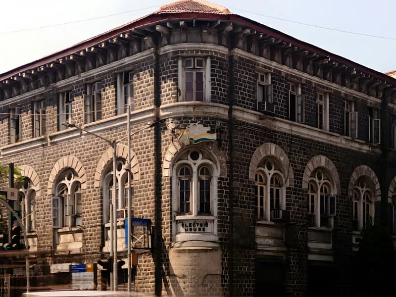 Colaba Causeway & Street Food Trail