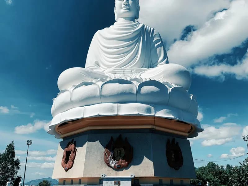 Long Son Pagoda & White Buddha