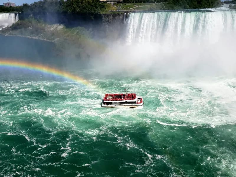 Hornblower Niagara Cruises (Maid of the Mist equivalent)