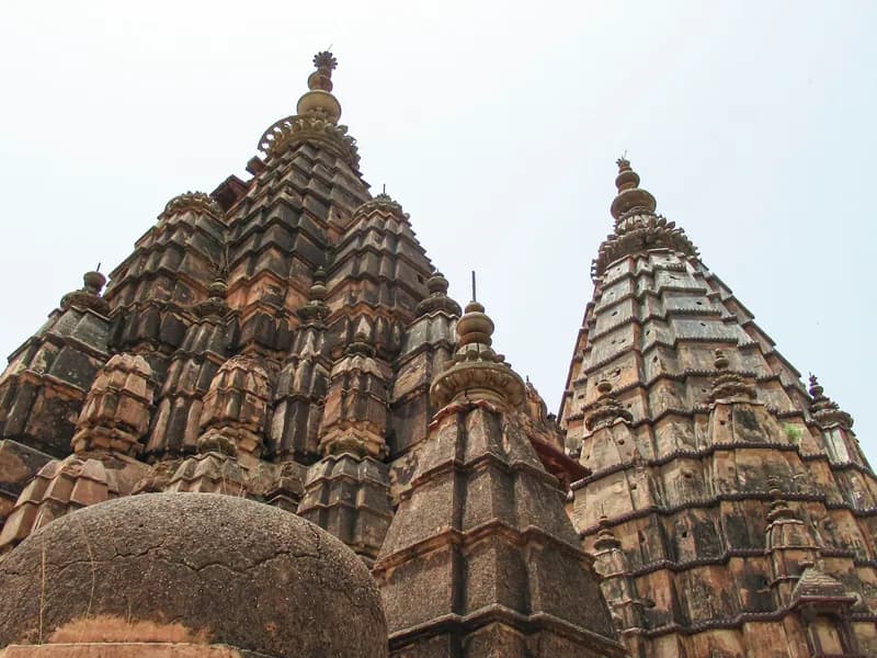 Chaturbhuj Temple
