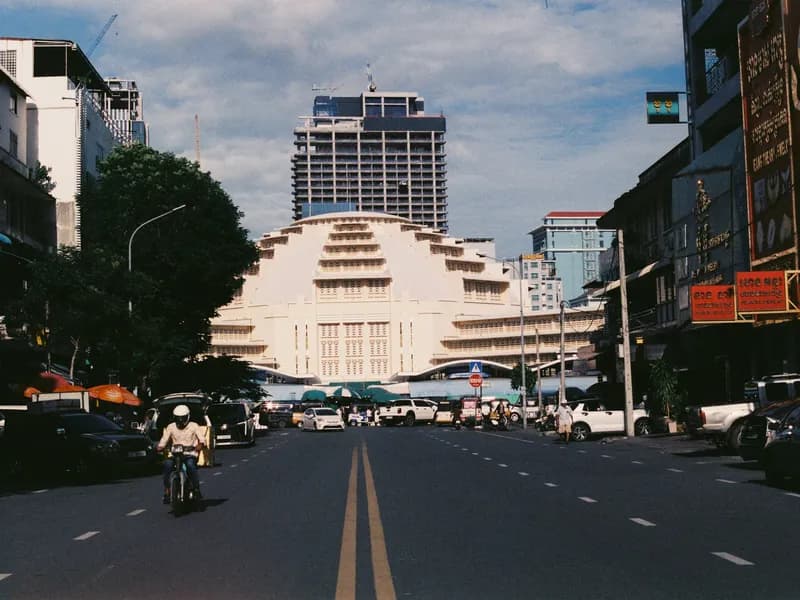 Central Market (Phsar Thmei)