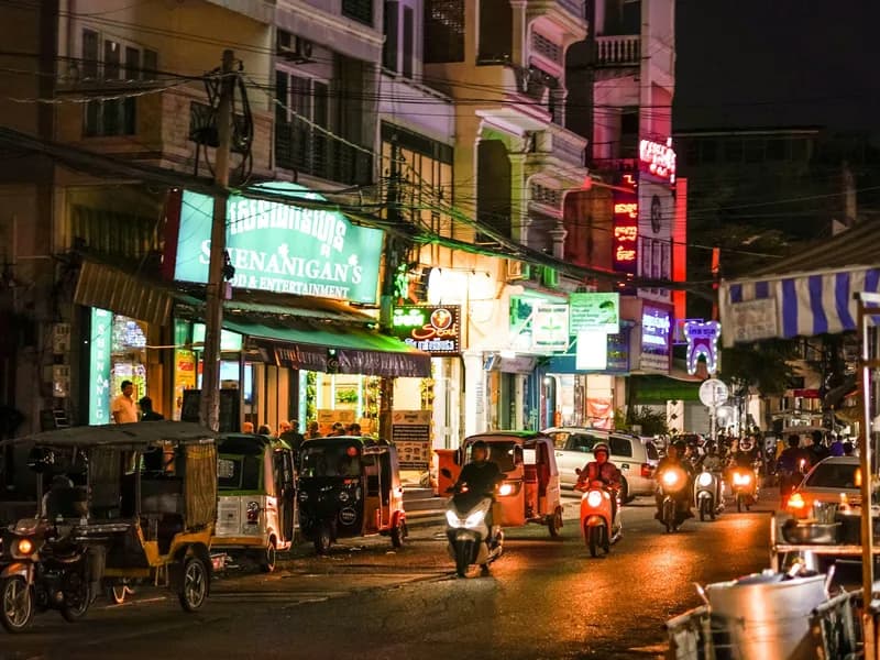 Night Markets & Cambodian BBQ