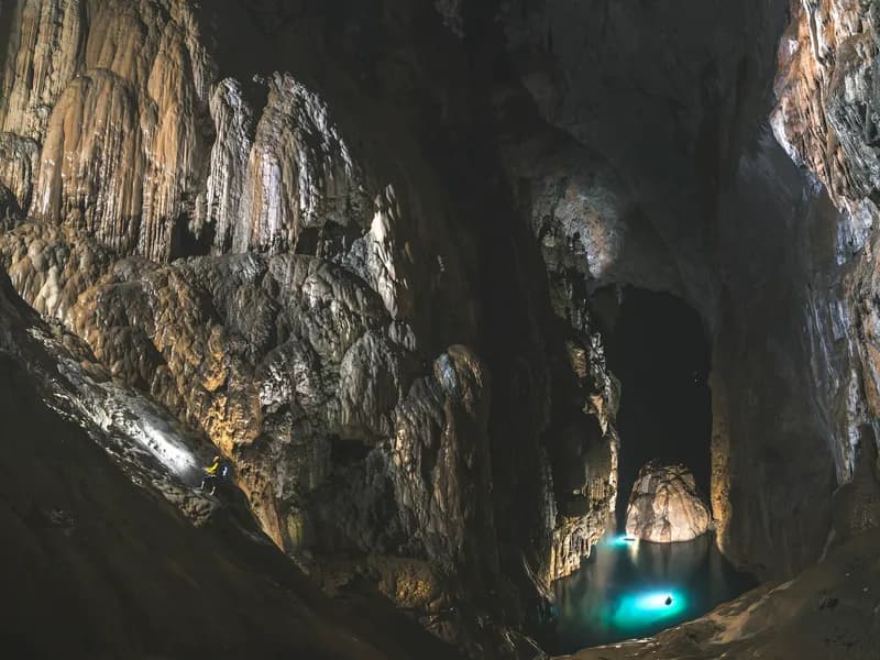 Son Doong Cave (World's Largest Cave)