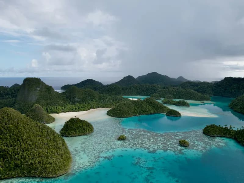 Wayag Viewpoint