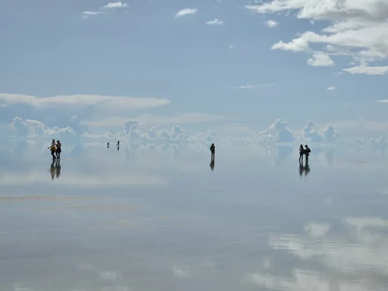 Mirror Effect (Rainy Season)