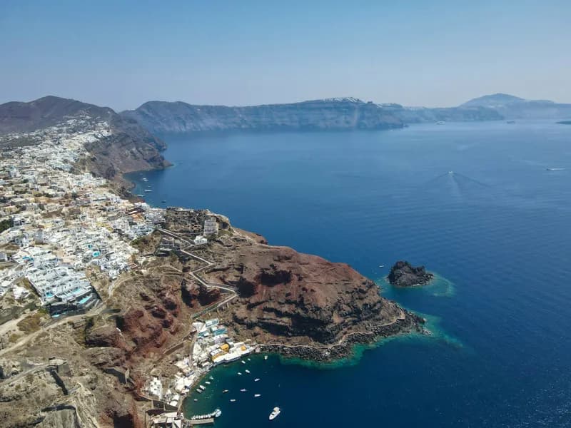 Ammoudi Bay
